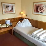 アッターゼー ホテル